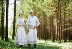 点击看大图 -苏雅影像蒙古婚纱摄影工作室