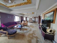 -江门新会碧桂园凤悦凤凰酒店(万达广场店)