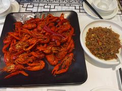 -靓虾二哥长沙地标小龙虾(五一广场店)