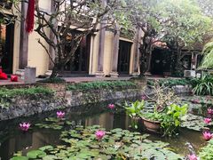 -河内西湖莲花自助餐厅