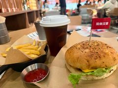 -必胜客(大宁路店)