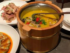 木桶酸汤肥牛-金鸭季·北京烤鸭(深业上城店)