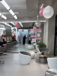 -Z.X HAIR SALON张新美业