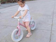 -八爪矩阵极限运动馆·儿童平衡车·感统训练(南海子公园校区)