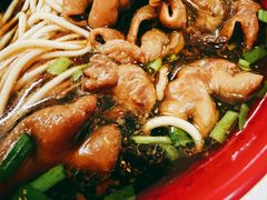 -小龙大肉面馆