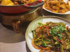 -耶里夏丽·新疆菜·28年喀什老馆(田林东路店)