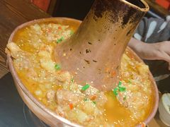 土司铜锅油焖鸡-浩海火烧云傣家菜(京广店)