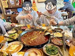 -黄潇洒老火锅(九眼桥宏济巷店)