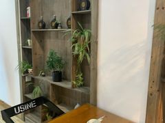 -临江餐馆二楼美食部落