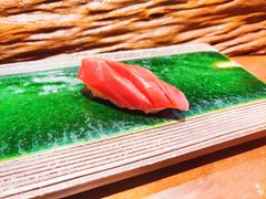 金枪鱼中腹手握-鮨鳳