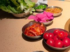 -蚂蚁洞·烤肉大营地(上海静安大悦城店)