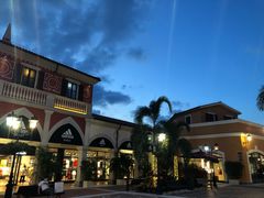 -佛罗伦萨小镇广佛名品奥特莱斯(疏港路店)