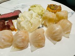 -亚特兰蒂斯-番红花海鲜自助餐厅·鲜活海鲜·小火锅
