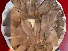 -二荆条·蜀鲜汇城市森林火锅