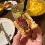 这个味道很难描述啊哈哈面包酥脆