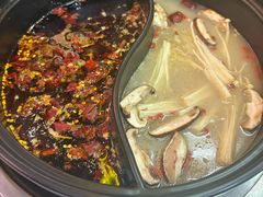 -钢管厂五区小郡肝串串香火锅(梅川路店)