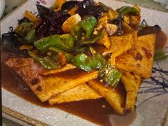 -壹阁胡羊焖饼(特色小吃街店)