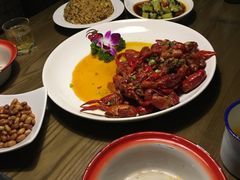 -炭火功夫烤鱼·小龙虾音乐餐吧(新风街店)