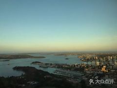 -悉尼塔旋转餐厅