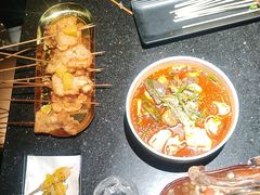 -依呀呀ktv烧烤小串(中山西路店)