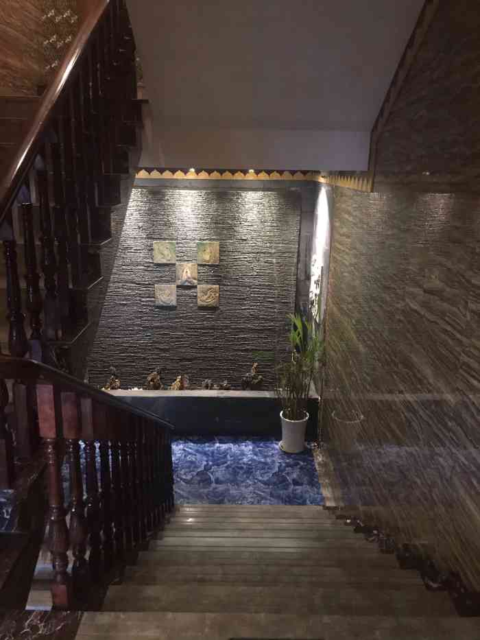 梵医馆-"舒服,脚脚一直不舒服,一下子按通了穴位,."-大众点评移动版