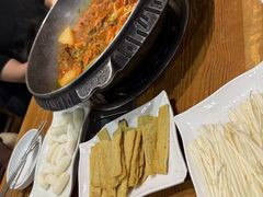 -喇喇排骨火锅·传统韩式脊骨汤(望京西园总店)