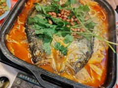 -東豫狼烧烤. 碳火烤鱼. 小龙虾(上海首店)
