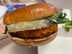 -麦当劳(展览路店)