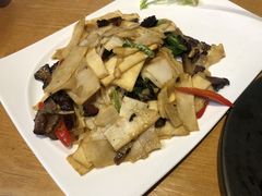 -渔太泰漓江小馆·广西融合菜(西街店)