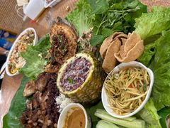-沐毫傣泐云南菜孔雀宴•手抓饭傣味烧烤(曼听公园店)