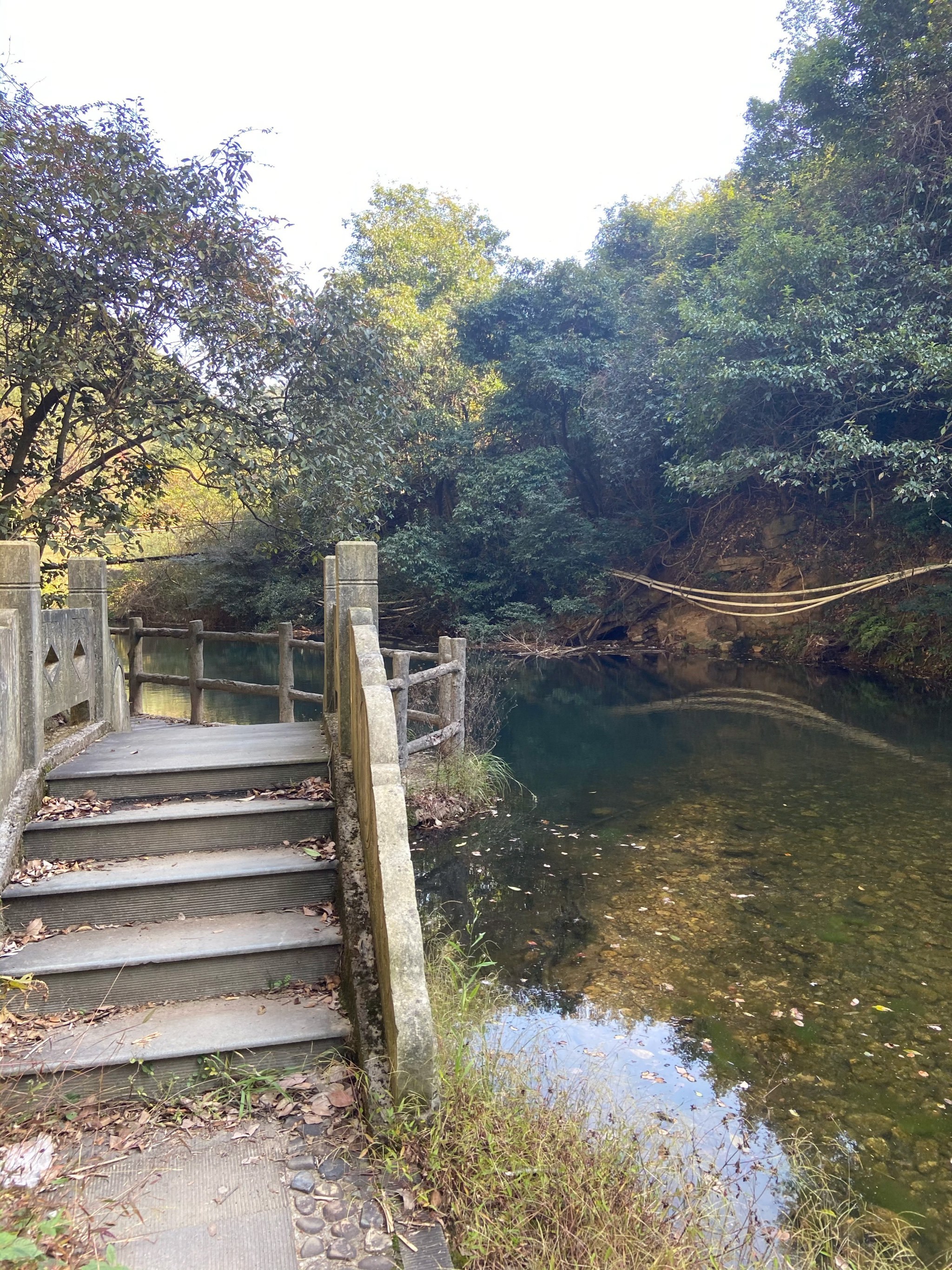杭州西山国家森林公园白龙潭景区6251西湖区小和山评论还没有人评论