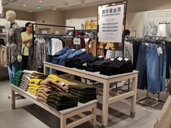 -H&M(星河城店)