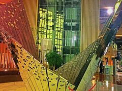 -上海滴水湖皇冠假日酒店