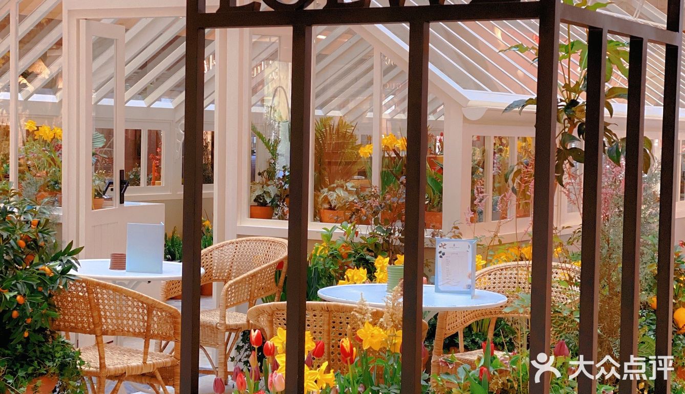 咖啡探店一第六百一十九家LOEWE快闪店