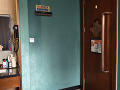 -龍栖轻奢足道·按摩·SPA(汇峰大厦店)