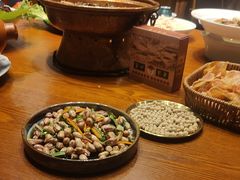 -老滇山寨•云南特色菜•地方菜•民族风情歌舞表演(金碧店)