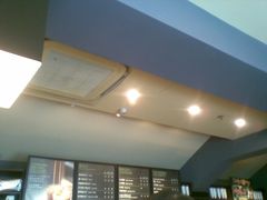-星巴克(西藏路店)