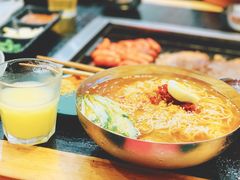 -臻牛烤肉
