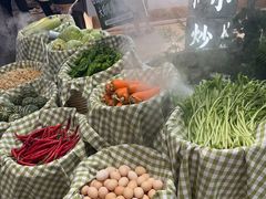 -百春原湖南牛肉粉(百联世纪店)
