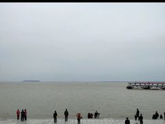 -巴陵广场