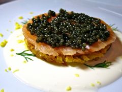 salmon&nbsp;caviar&nbsp;tart-AZUR聚(香格里拉饭店)