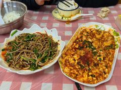 -洪霞餐馆