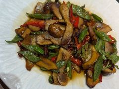 -一朵菌·野生菌探索家火锅(南亚店)