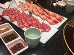 -猪啊牛呀羊啊铜盘烤肉(正大广场店)
