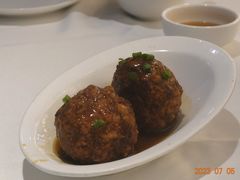 蛋黄狮子头-金春禧(世茂国际广场店)