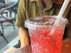 -星巴克(七宝领展广场1F店)