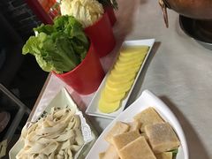-羊家胡同·龙虾烧烤火锅(龙汇路店)