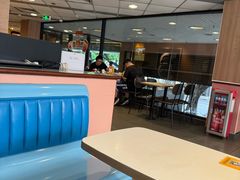-麦当劳(东方时代广场分店)
