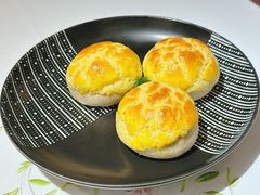 酥皮叉烧包-白天鹅宾馆-玉堂春暖餐厅