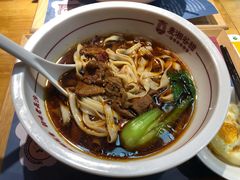 -呷佬·长沙手工米粉(金沙江路店)